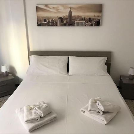 Centro Storico-Imbarcadero Per Le Isole***** Appartamento Trapani Esterno foto