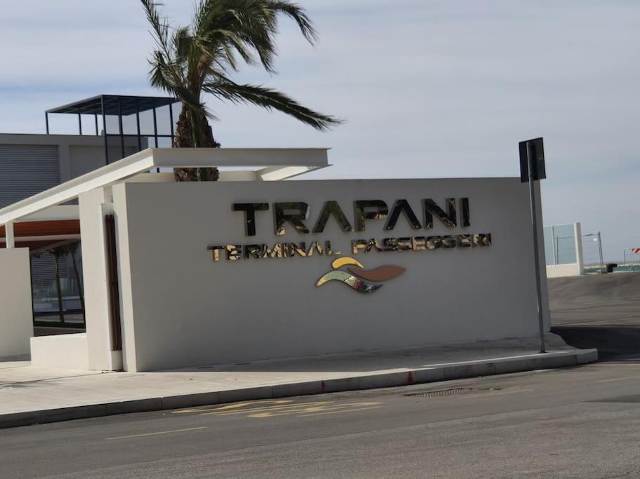 Centro Storico-Imbarcadero Per Le Isole***** Appartamento Trapani Esterno foto