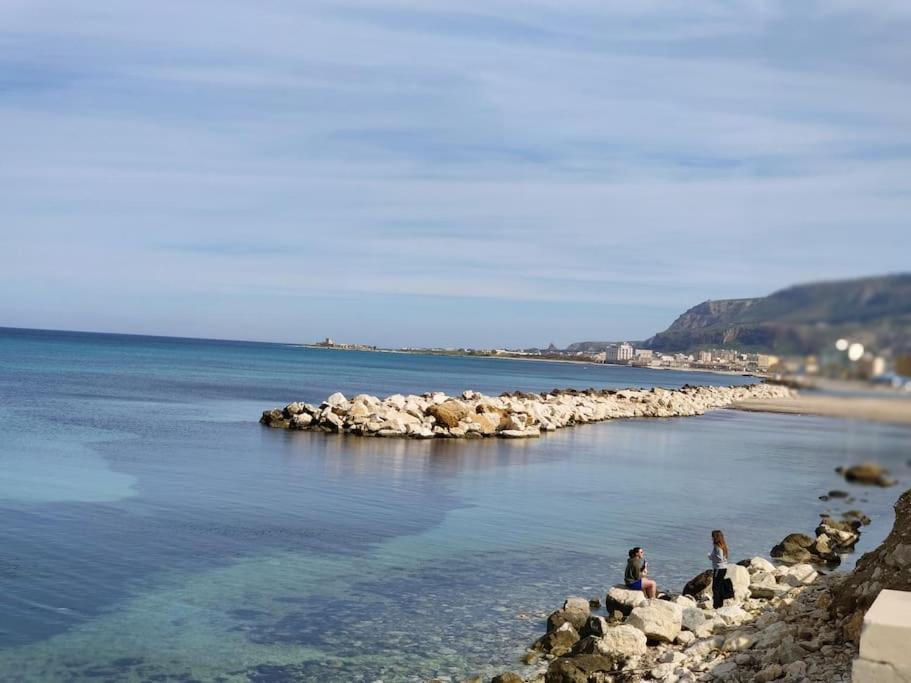 Centro Storico-Imbarcadero Per Le Isole***** Appartamento Trapani Esterno foto
